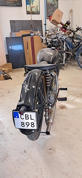 Triumph 3HW 2 of 8