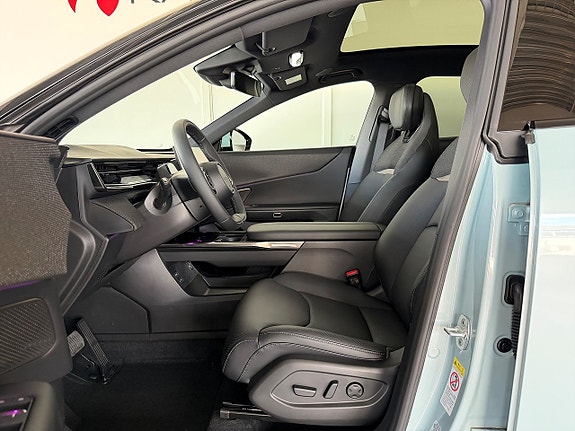 Mazda CX-6e 9 of 15