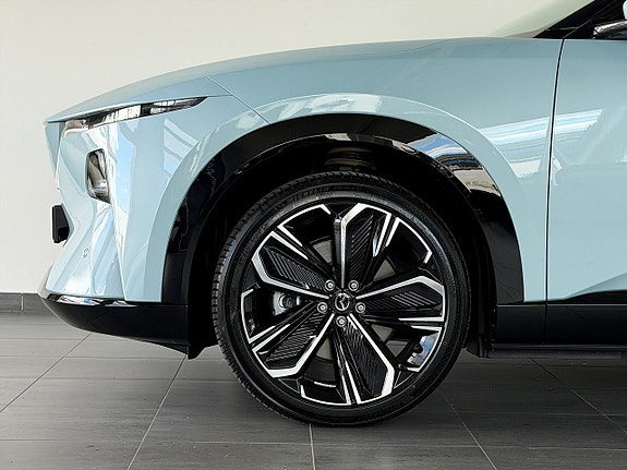 Mazda CX-6e 2 of 15