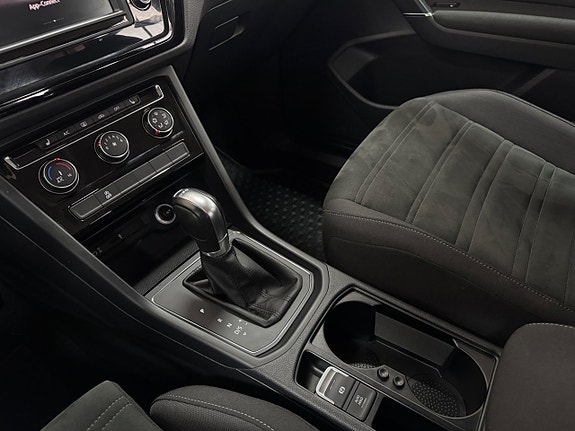 Volkswagen Touran 16 of 22