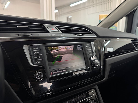 Volkswagen Touran 14 of 22