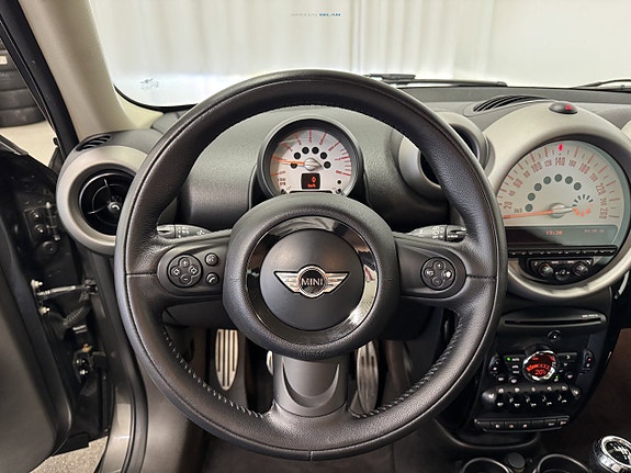 MINI Countryman Cooper S 6 of 19