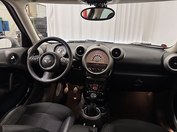 MINI Countryman Cooper S 13 of 19