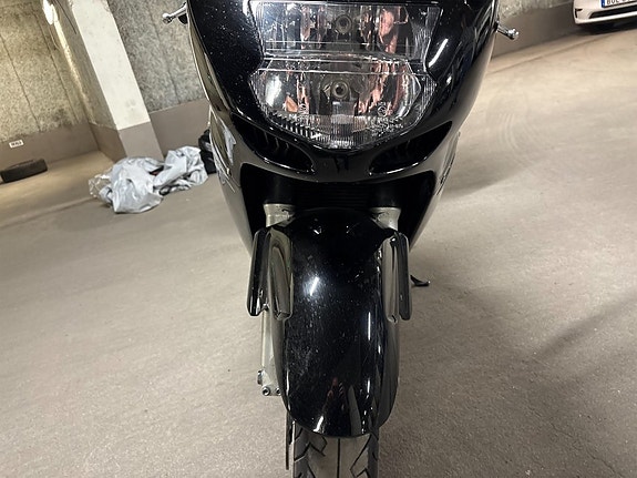 Honda Powersports CBR1100XX 1.1 13 of 14