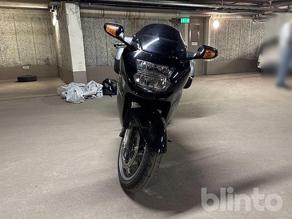 Honda Powersports CBR1100XX 1.1 2 of 14