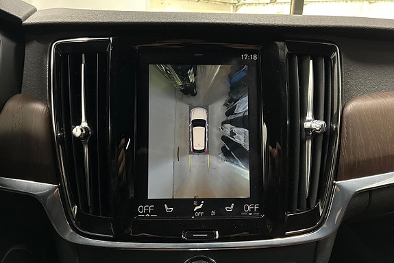 Volvo V90 Cross Country 18 of 28
