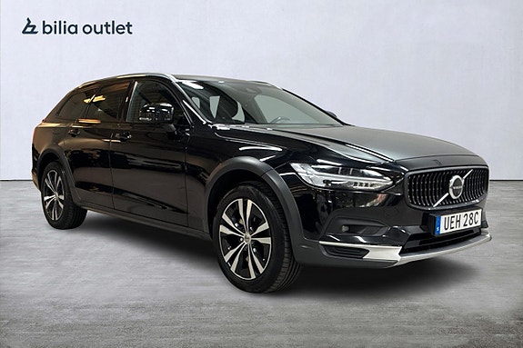 Volvo V90 Cross Country 4 of 28