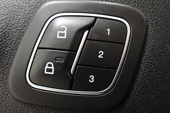 Ford Kuga 23 of 30