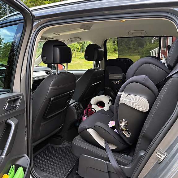 Volkswagen Touran 9 of 9