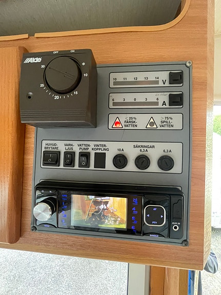 Sävsjö Euroline 5.6 SR – 1994 | Barnkammare | Solpaneler | Stereo | Vinterbonad 9 of 12