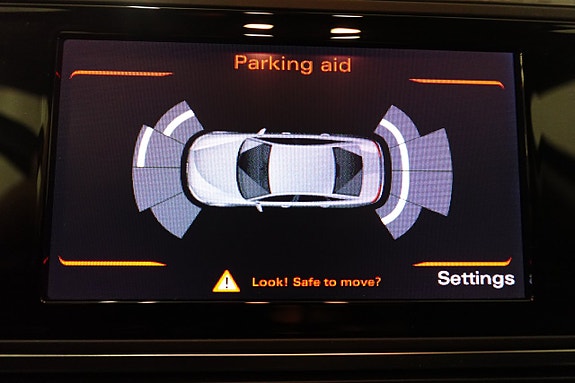 Audi A6 9 of 17