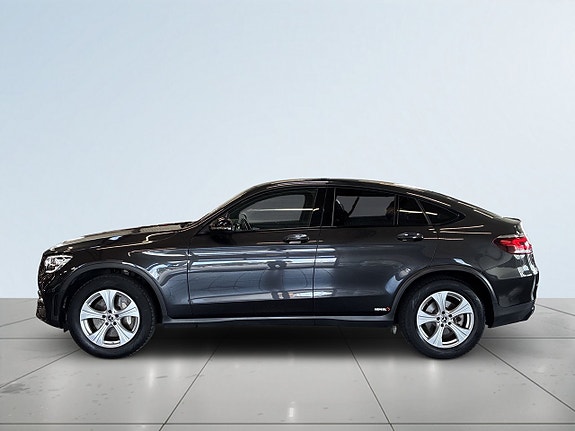 Mercedes-Benz GLC300 e 4 of 27