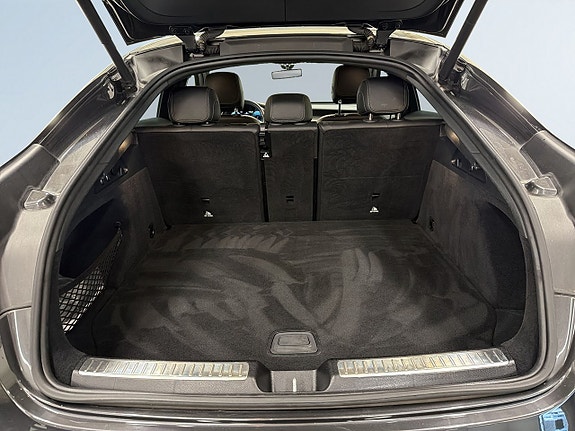 Mercedes-Benz GLC300 e 12 of 27