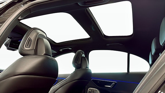 Mercedes-Benz E400 e 16 of 26