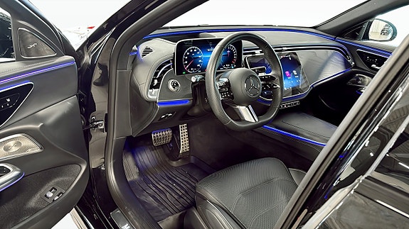 Mercedes-Benz E400 e 12 of 26