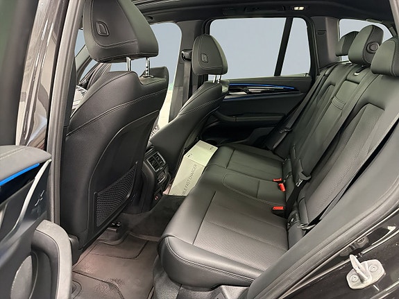 BMW X3 13 of 26