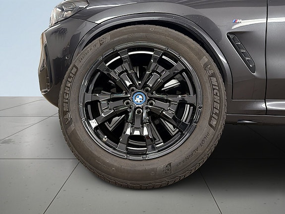 BMW X3 14 of 26