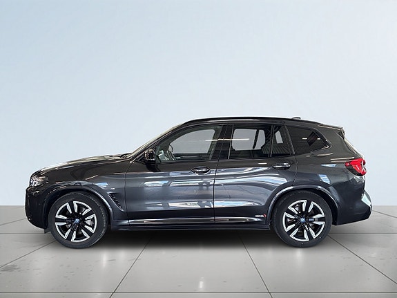 BMW X3 4 of 26
