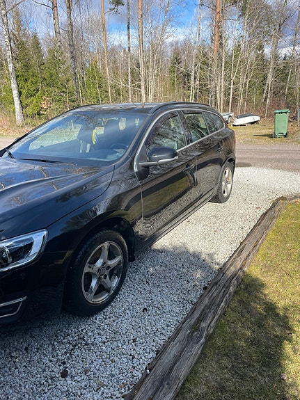 Volvo V60 3 of 6