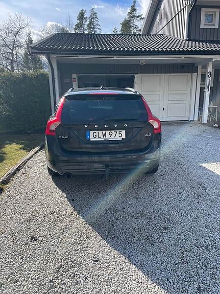 Volvo V60 4 of 6