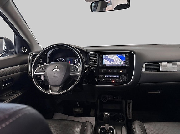 Mitsubishi Outlander 12 of 23