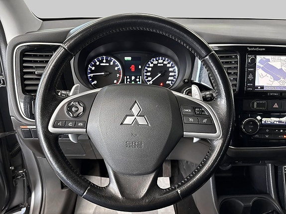 Mitsubishi Outlander 13 of 23