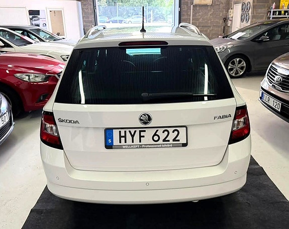 Skoda Fabia 6 of 25