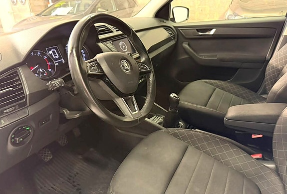 Skoda Fabia 11 of 25