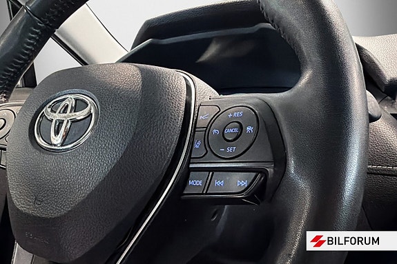 Toyota RAV4 15 of 15