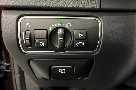 Volvo V60 Cross Country 20 of 30