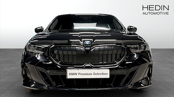 BMW 550e 8 of 10