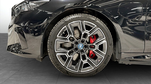 BMW 550e 9 of 10
