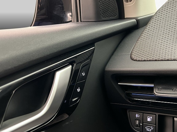 Kia EV6 14 of 30