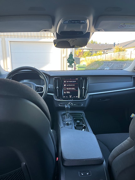 Volvo V90 Cross Country 7 of 9