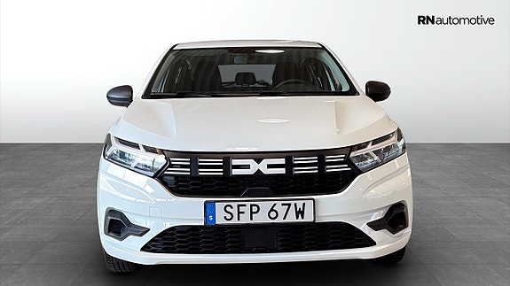 Dacia Sandero 8 of 19
