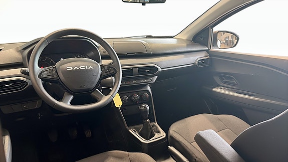 Dacia Sandero 11 of 19