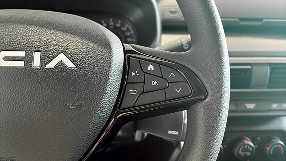 Dacia Sandero 16 of 19