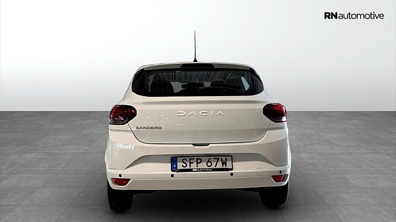Dacia Sandero 4 of 19