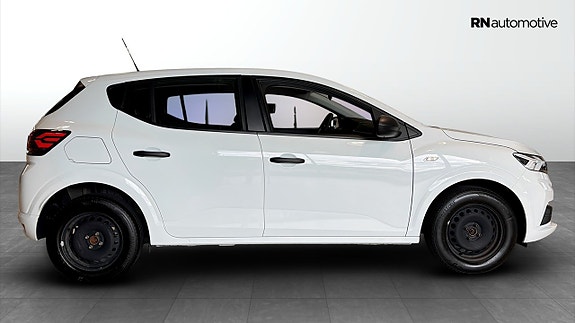 Dacia Sandero 6 of 19