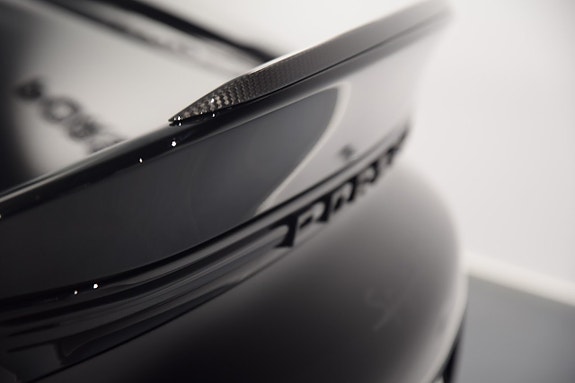Porsche 718 Spyder 9 of 16