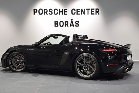 Porsche 718 Spyder 15 of 16