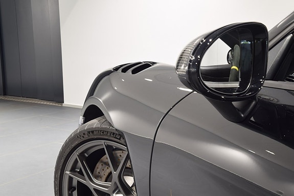 Porsche 718 Spyder 4 of 16
