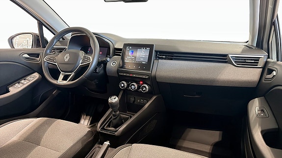 Renault Clio 19 of 19