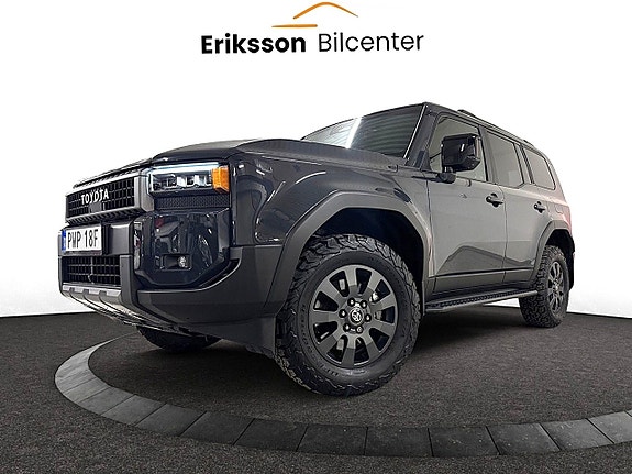 Toyota Land Cruiser 9 of 26