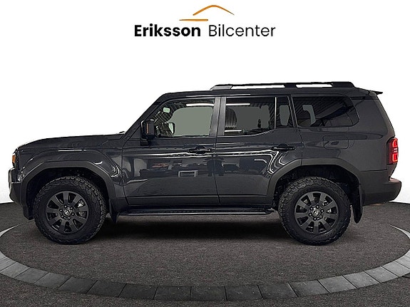 Toyota Land Cruiser 7 of 26