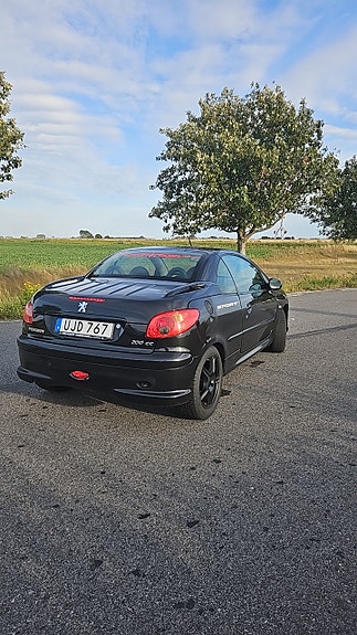 Peugeot 206 CC 2 of 13