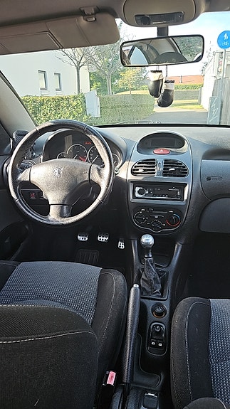 Peugeot 206 CC 6 of 13