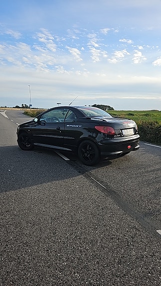 Peugeot 206 CC 3 of 13