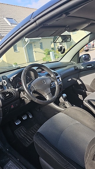Peugeot 206 CC 5 of 13
