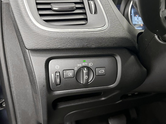 Volvo V40 Cross Country 18 of 20